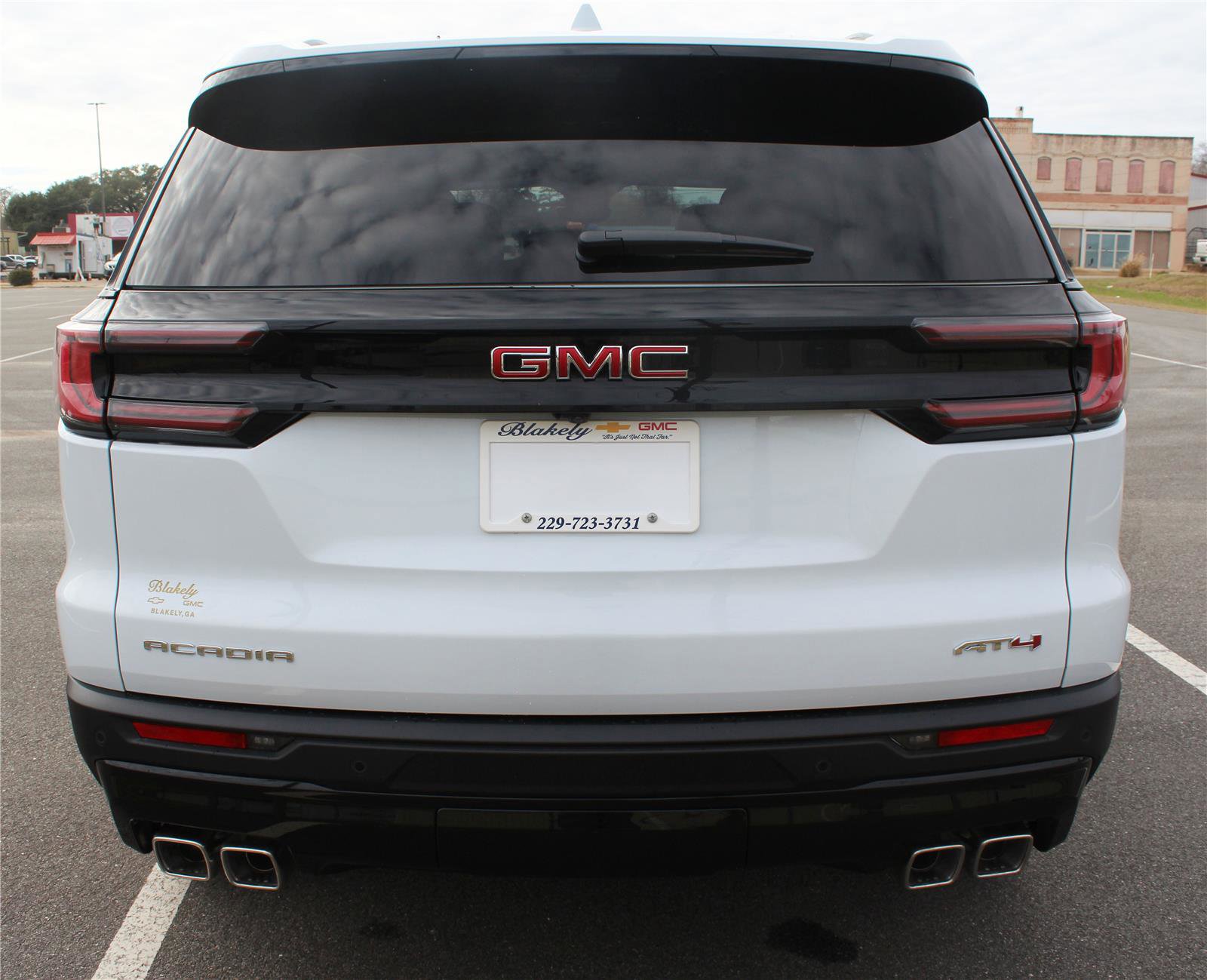 New 2026 GMC Acadia AT4 w/ Super Cruise Package image 3