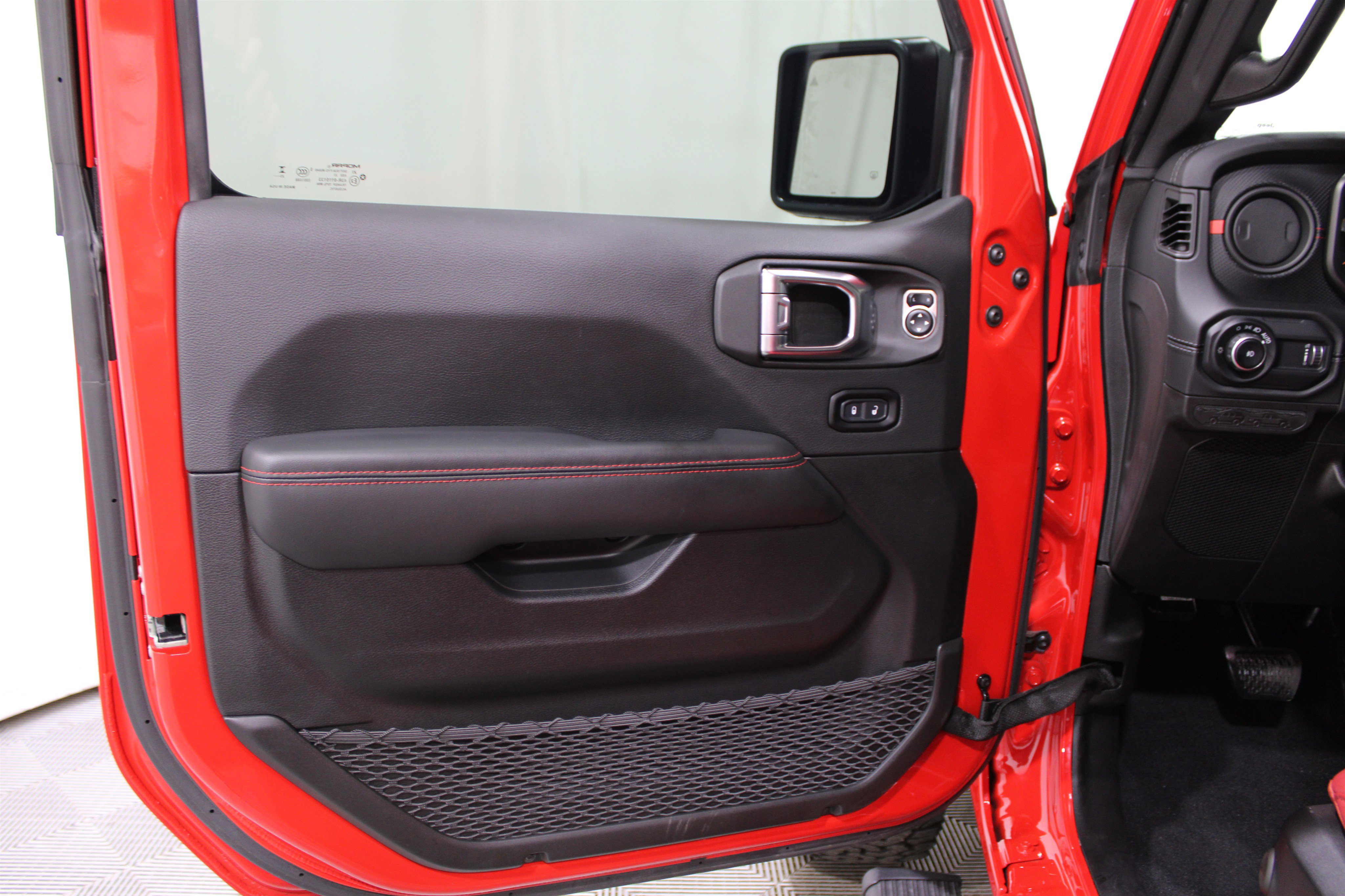 Used 2024 Jeep Wrangler Unlimited Rubicon 392 image 6