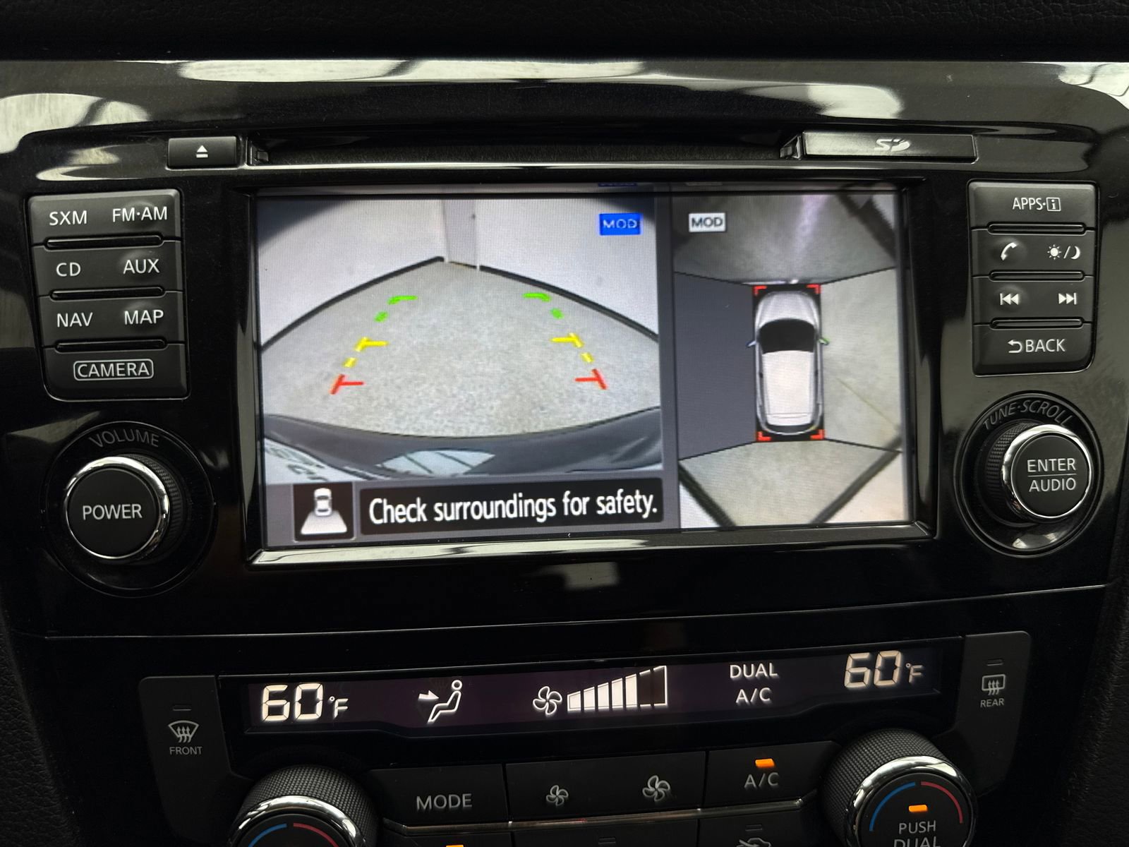 Used 2018 Nissan Rogue Sport SL AWD/4WD image 28
