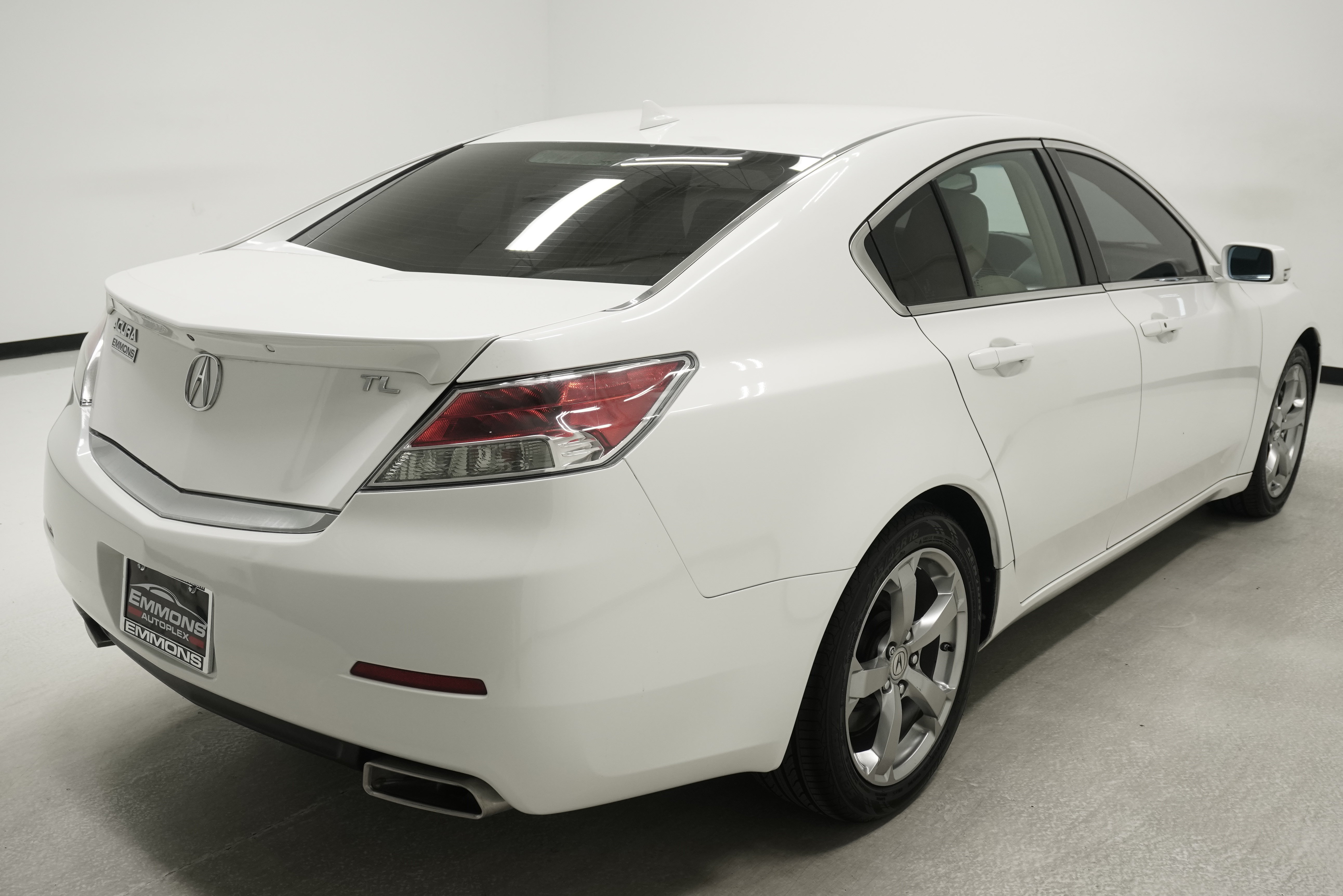 Used 2012 Acura TL w/ Advance Package FWD image 4