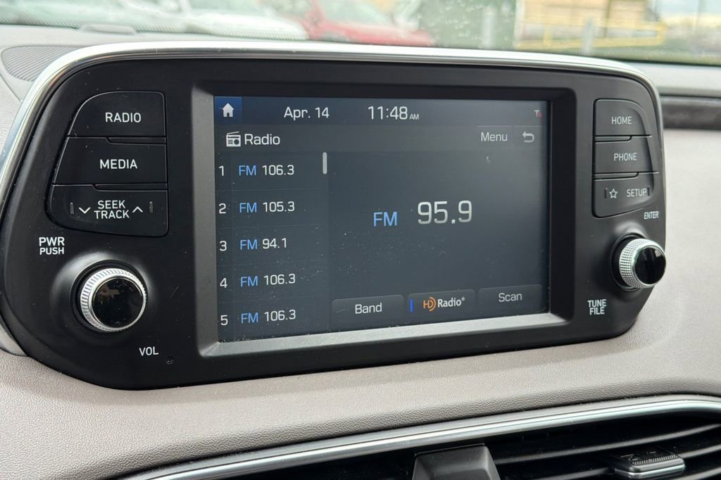 Used 2019 Hyundai Santa Fe Limited AWD/4WD image 19