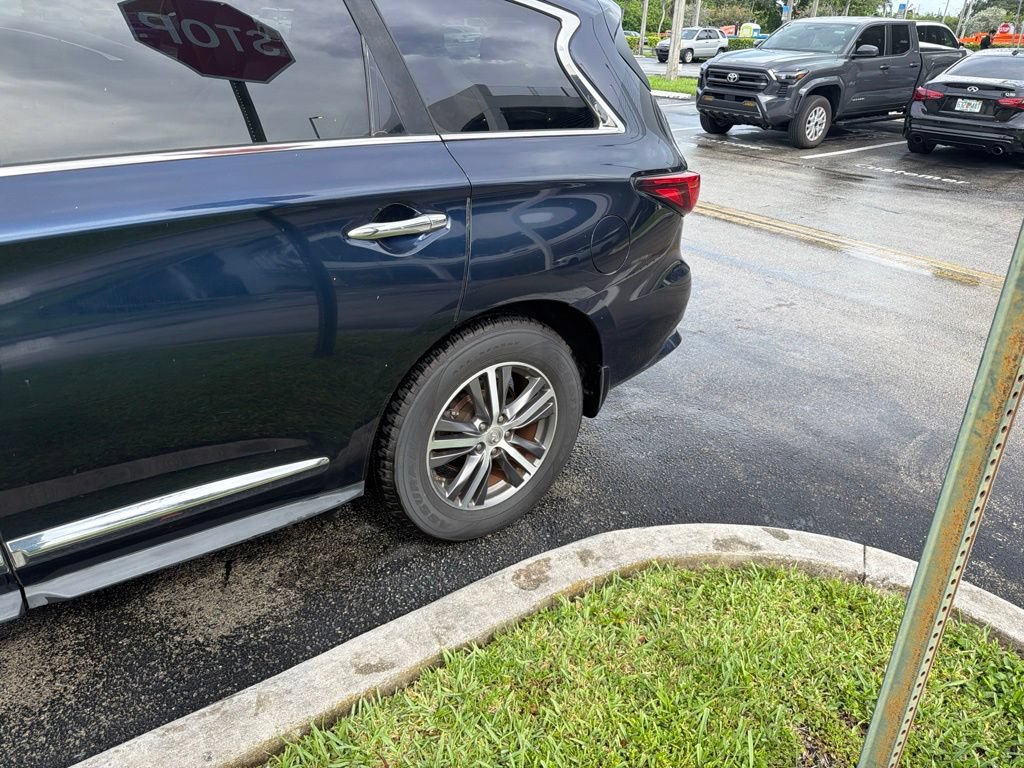 Used 2018 INFINITI QX60 FWD w/ Premium Plus Package image 10