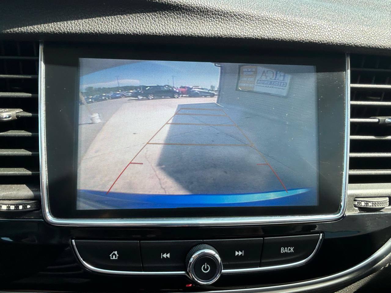 Used 2018 Buick Encore Essence AWD/4WD image 24