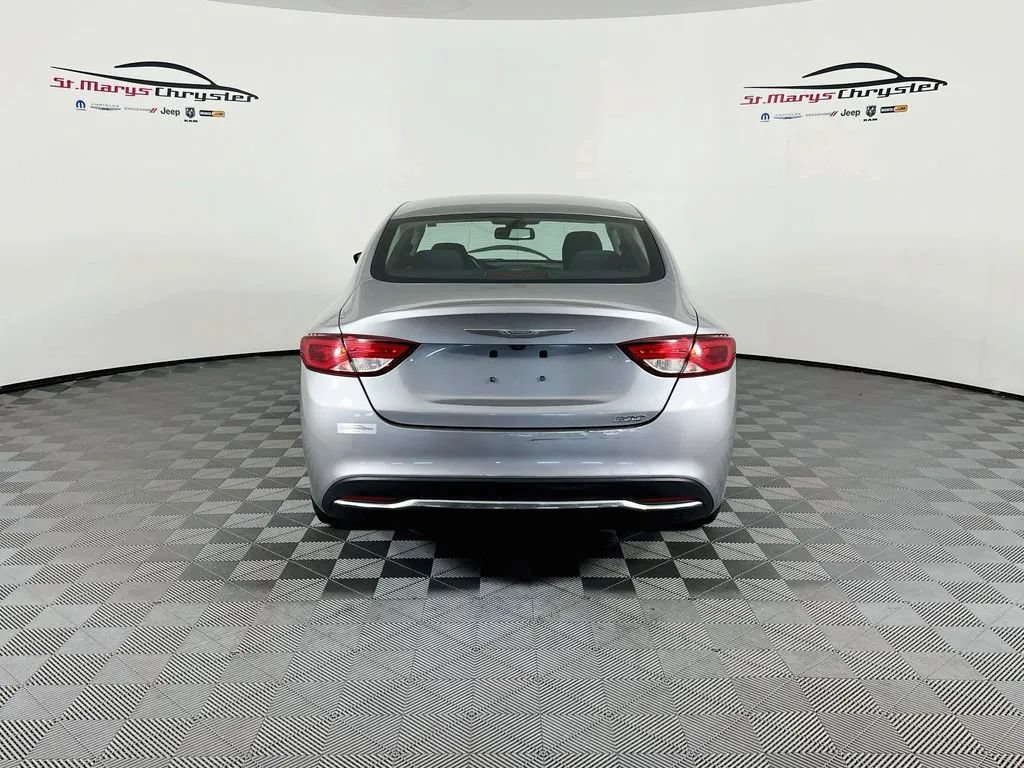 Used 2016 Chrysler 200 Limited FWD image 7