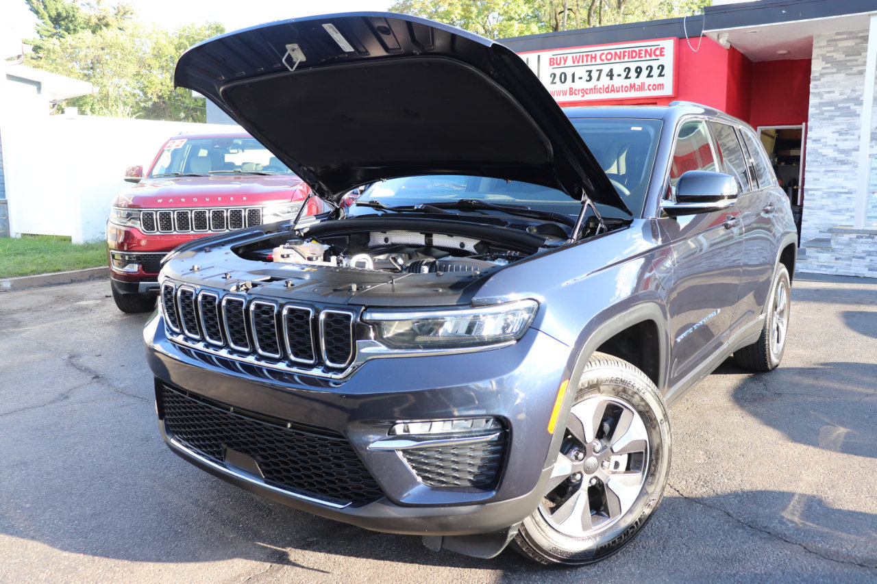 Used 2024 Jeep Grand Cherokee Limited 4xe image 52