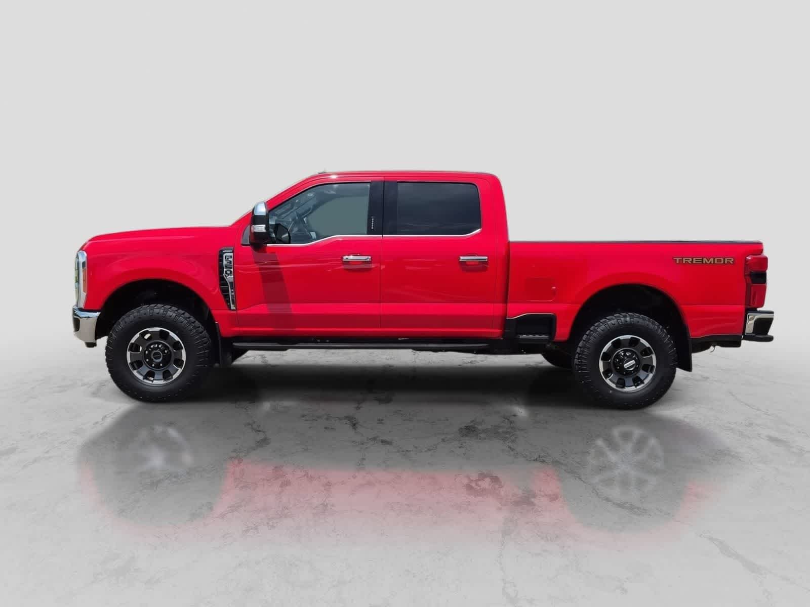 Used 2023 Ford F350 Lariat w/ Lariat Ultimate Package AWD/4WD image 5