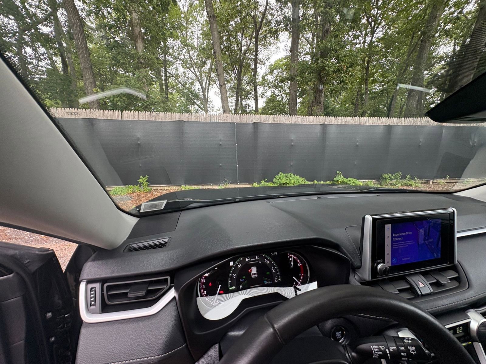 Used 2024 Toyota RAV4 XLE image 32