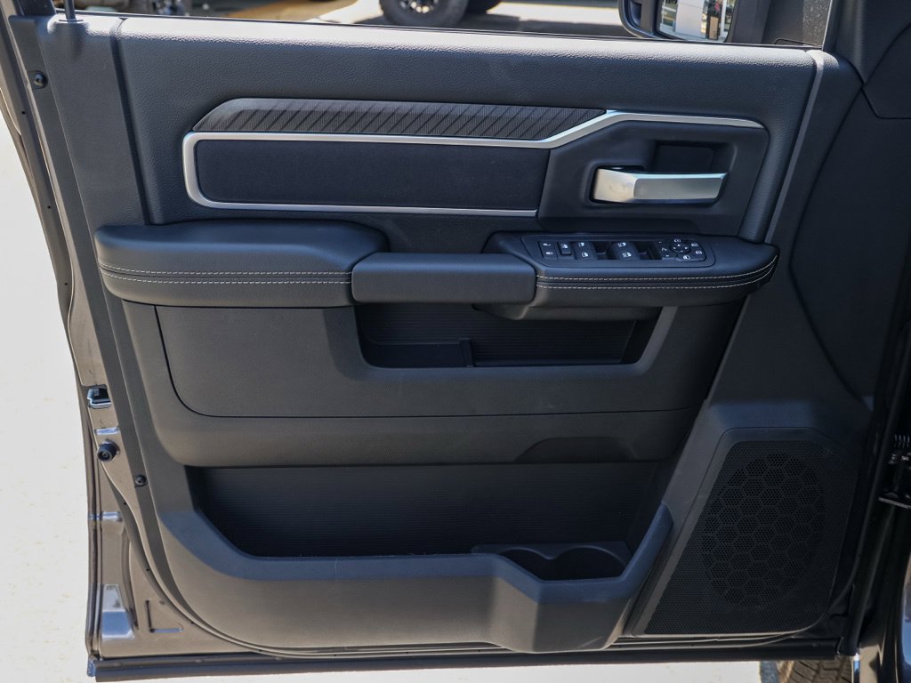 New 2026 RAM 3500 Big Horn AWD/4WD image 23