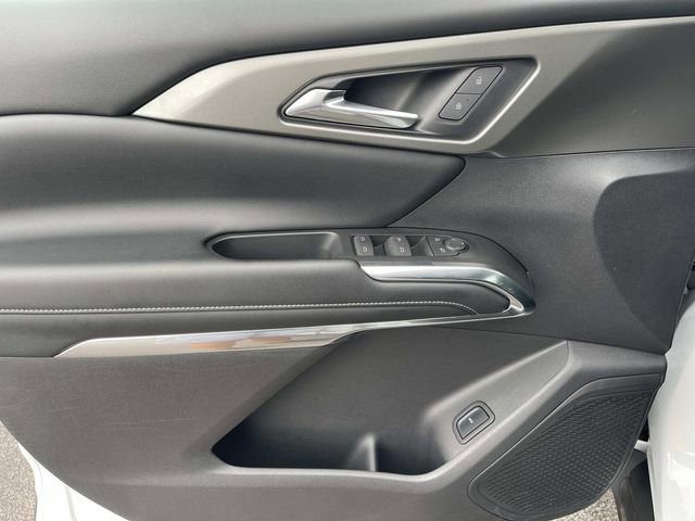 Used 2024 Chevrolet Traverse LT FWD image 33