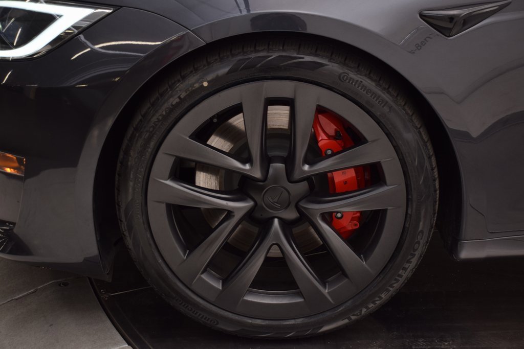 Used 2024 Tesla Model S Plaid image 11