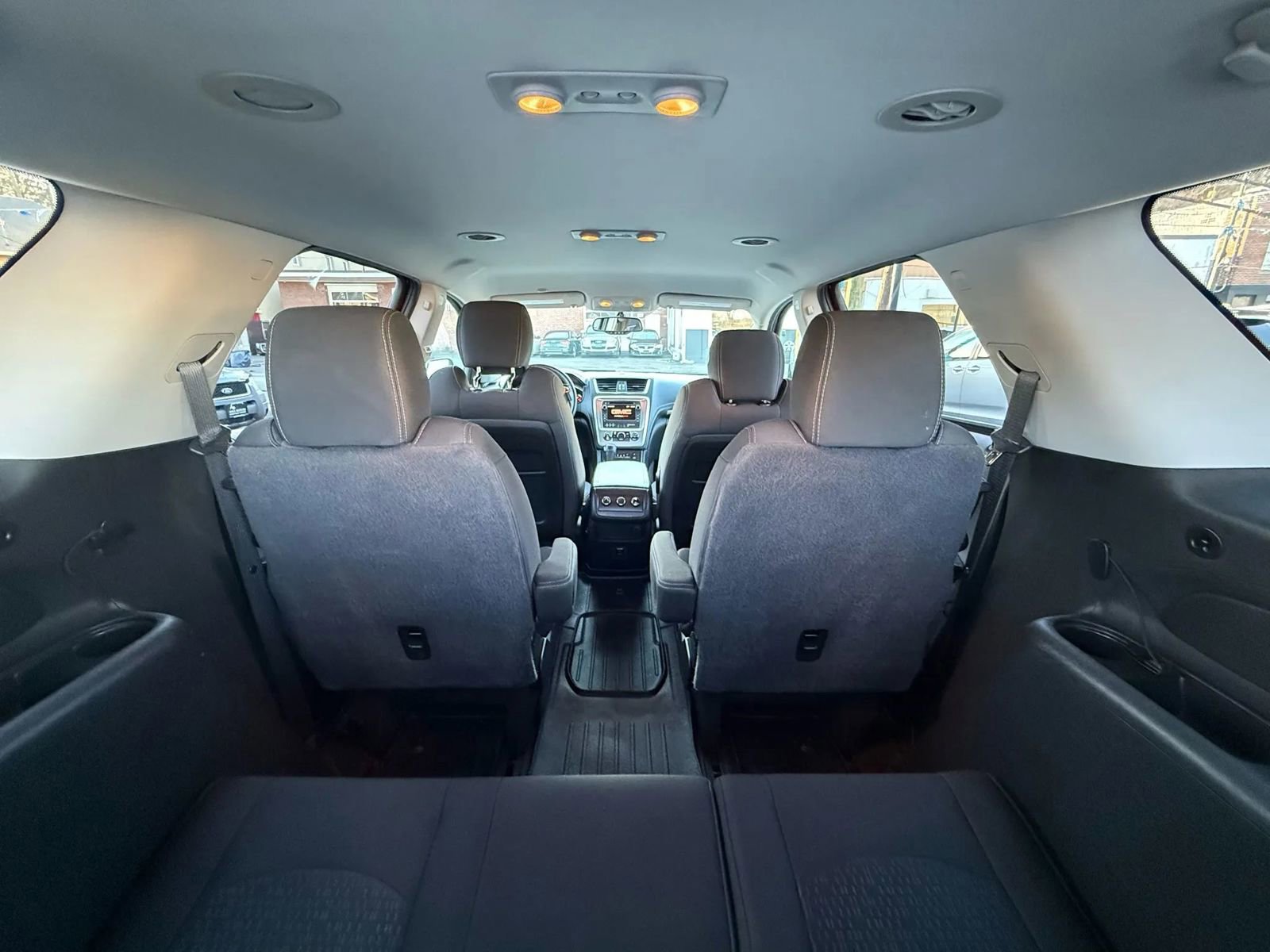 Used 2016 GMC Acadia SLE image 13