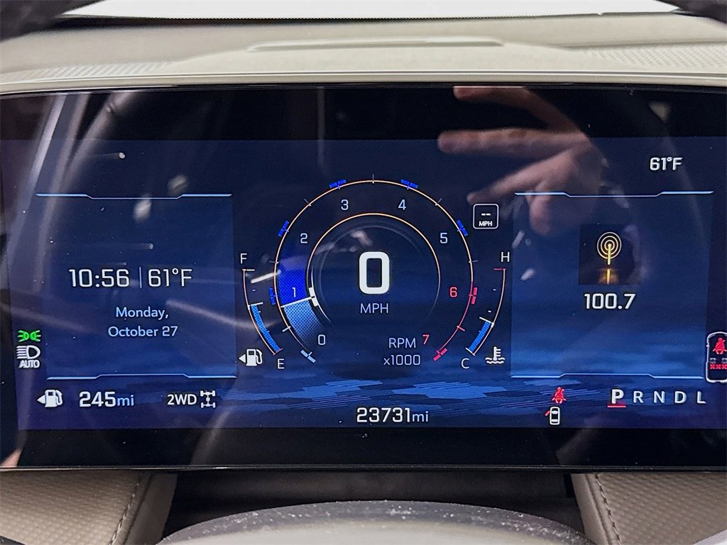 Used 2025 Chevrolet Equinox LT w/ Convenience Package II image 10