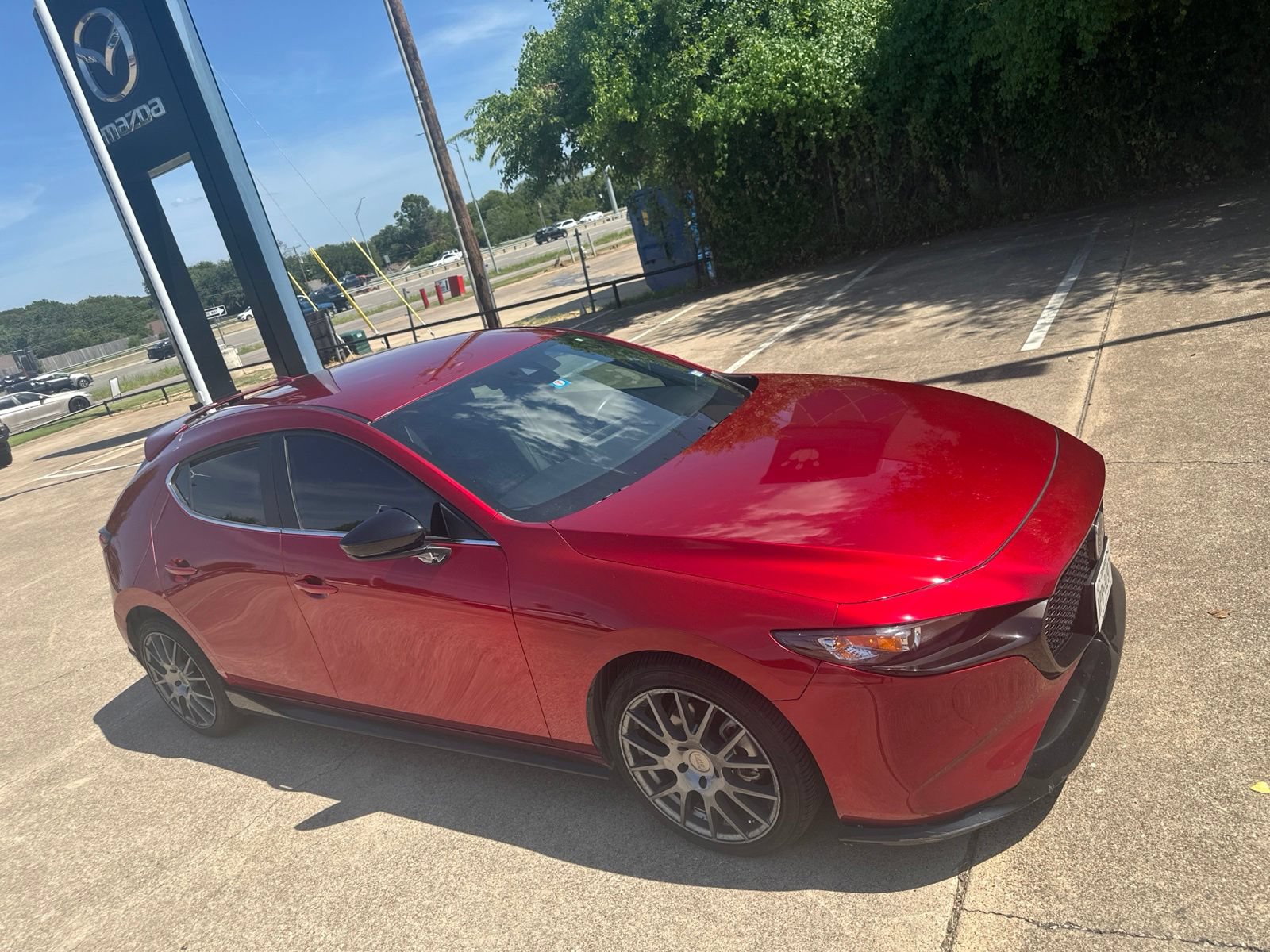 Used 2020 MAZDA MAZDA3 Hatchback w/ Appearance Package FWD image 10