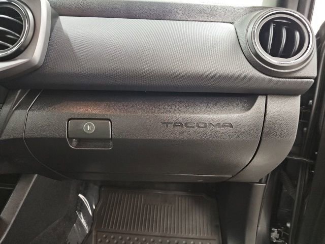Certified 2023 Toyota Tacoma TRD Off-Road image 36