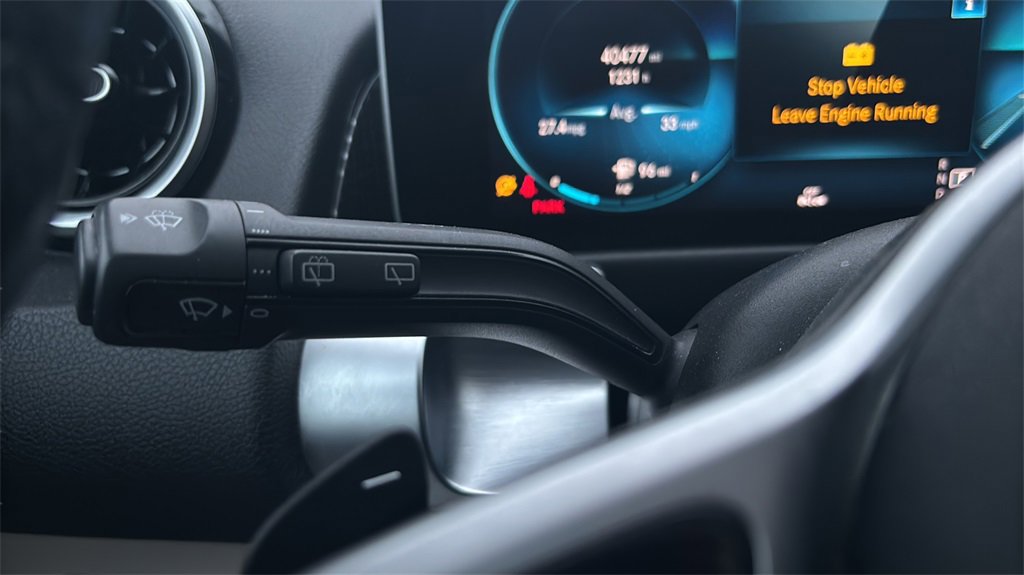 Used 2020 Mercedes-Benz GLB 250 GLB 250 w/ Premium Package image 29