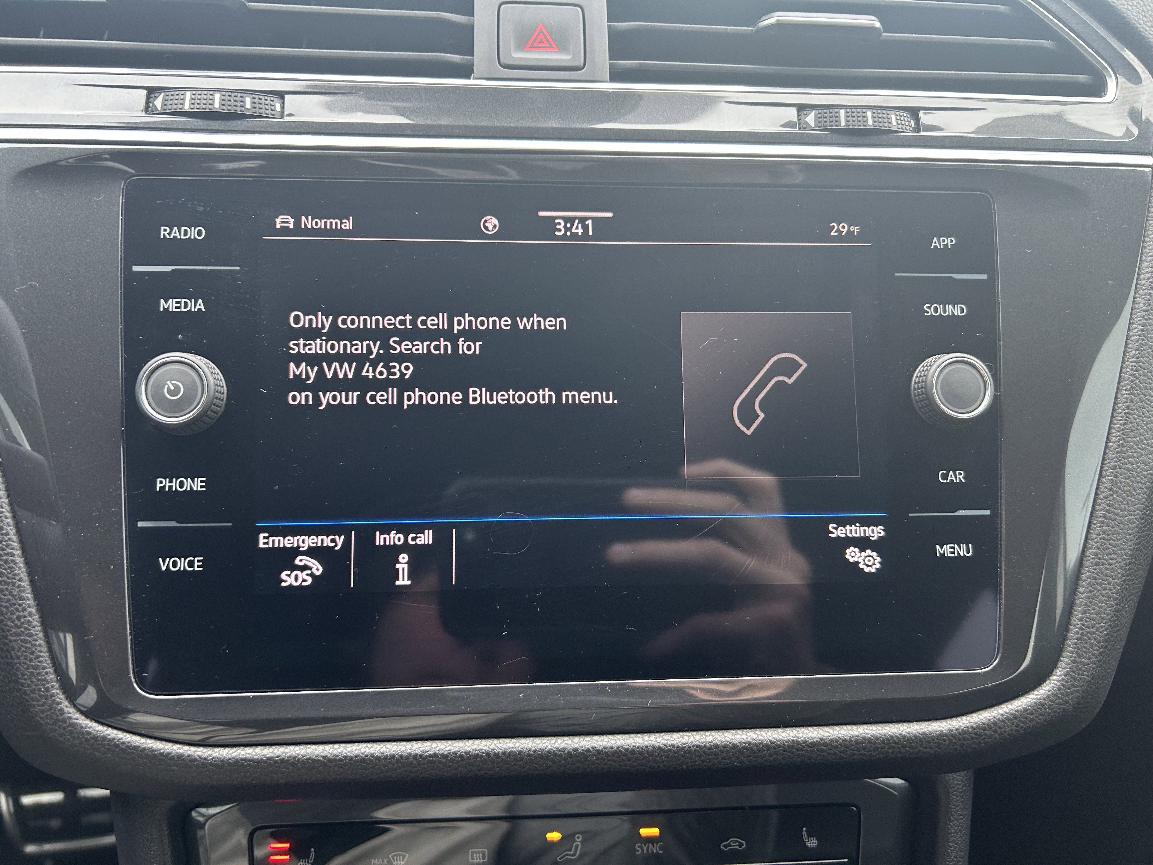 Certified 2023 Volkswagen Tiguan SE R-Line image 16