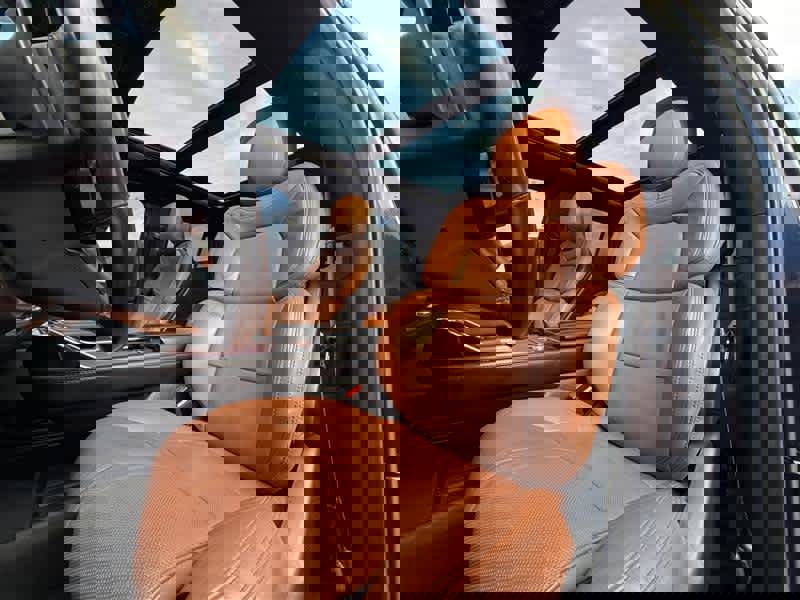 Used 2021 Lincoln Navigator Reserve w/ Luxury Package image 7