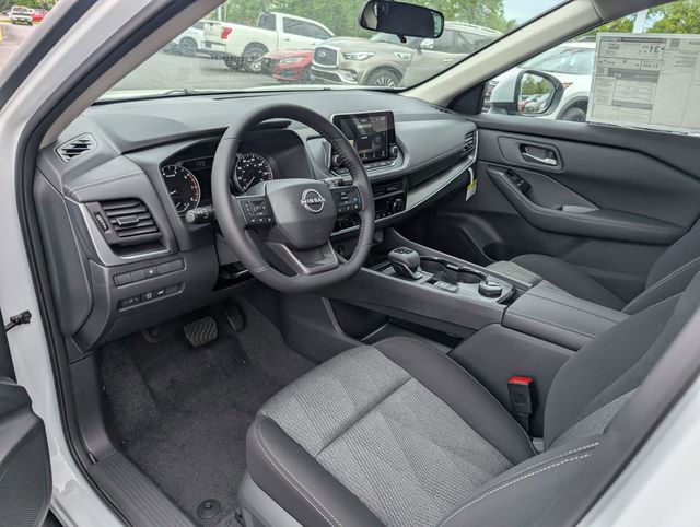 New 2026 Nissan Rogue SV w/ Cold Weather Package AWD/4WD image 13