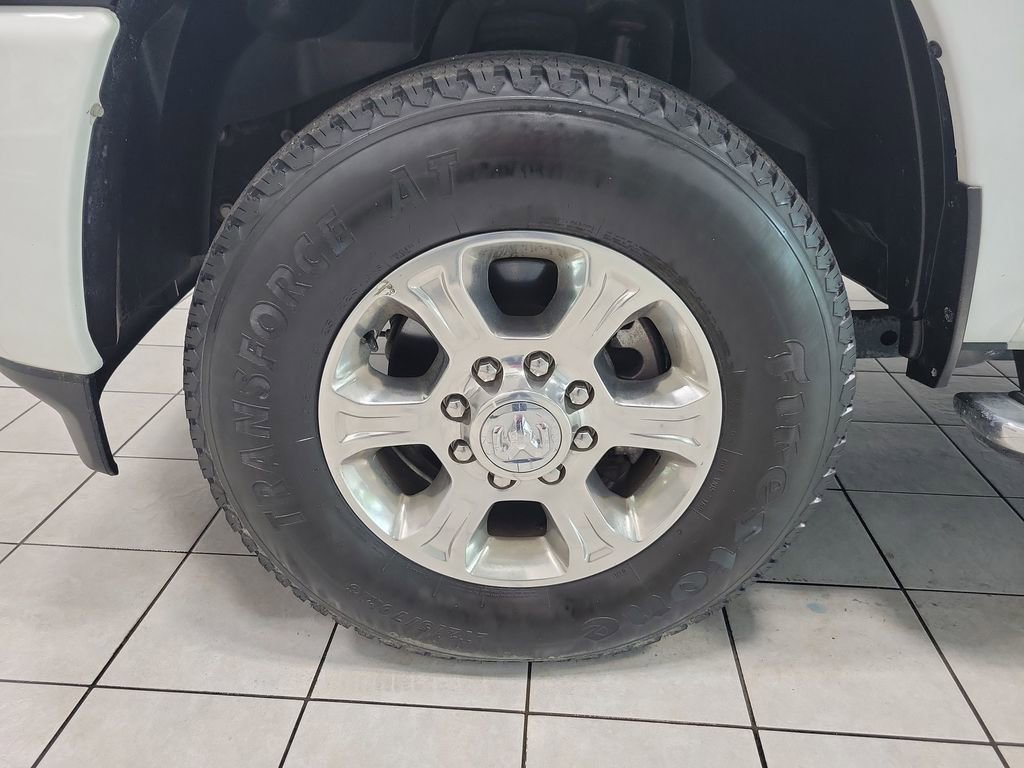 Used 2022 RAM 2500 Big Horn w/ Level C Equiment Group AWD/4WD image 48