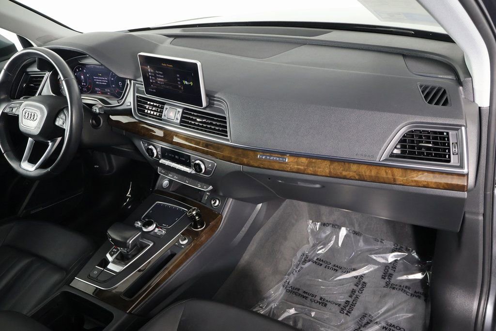 Used 2019 Audi Q5 2.0T Premium Plus w/ Premium Plus Package image 9