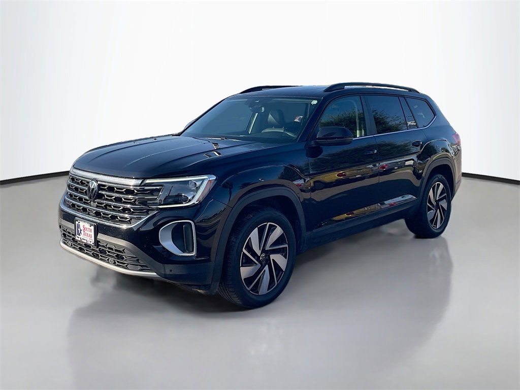 Used 2024 Volkswagen Atlas SE image 3