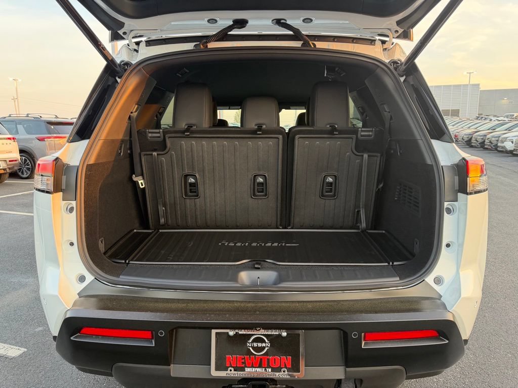 New 2026 Nissan Pathfinder Rock Creek AWD/4WD image 36