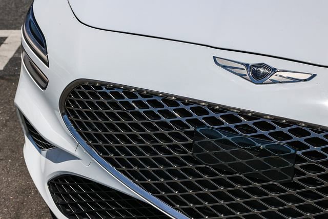Used 2022 Genesis G70 2.0T RWD image 11