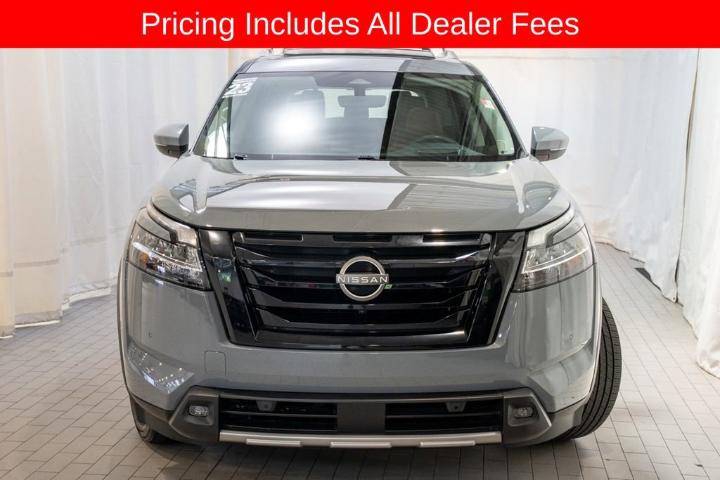 Certified 2023 Nissan Pathfinder Platinum FWD image 2