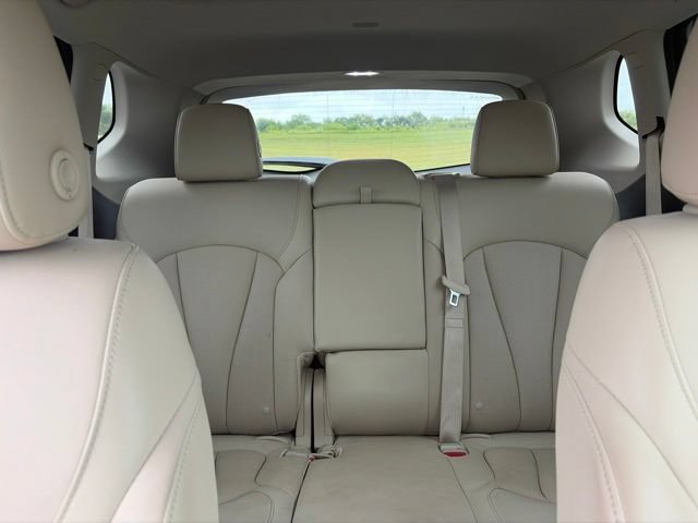 Used 2019 Buick Envision Essence AWD/4WD image 12