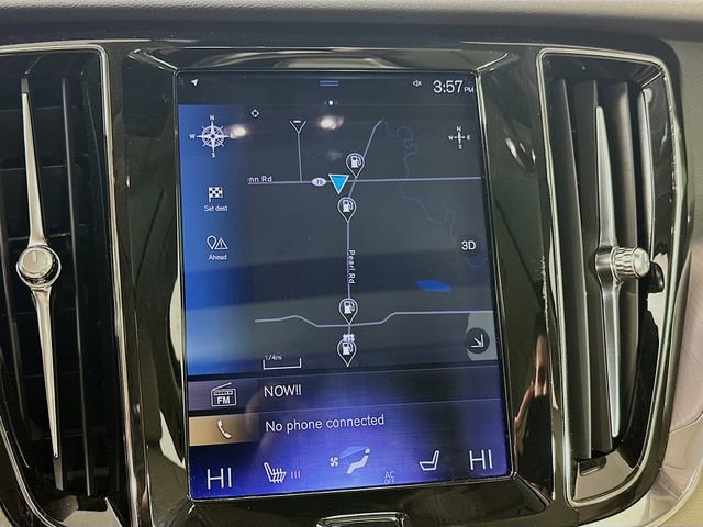 Used 2020 Volvo S60 T6 Momentum image 14