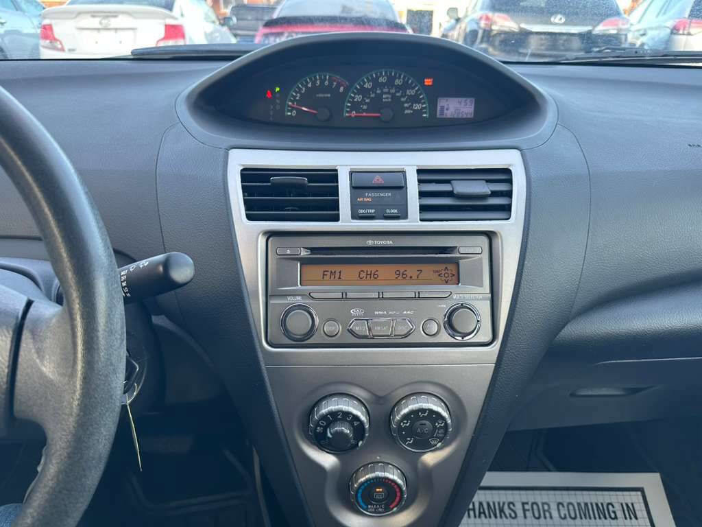 Used 2012 Toyota Yaris Sedan image 16