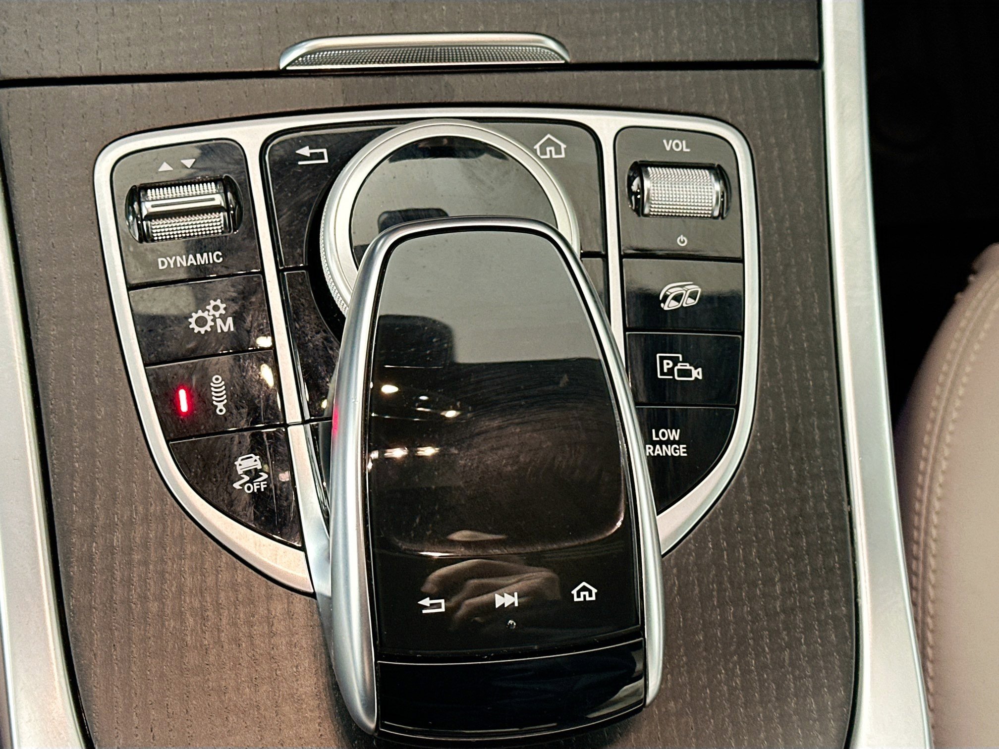 Certified 2022 Mercedes-Benz G 63 AMG 4MATIC image 22