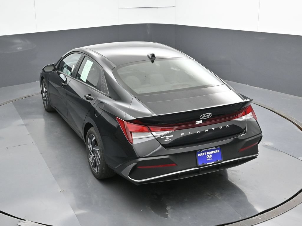 Certified 2025 Hyundai Elantra Sport FWD image 50