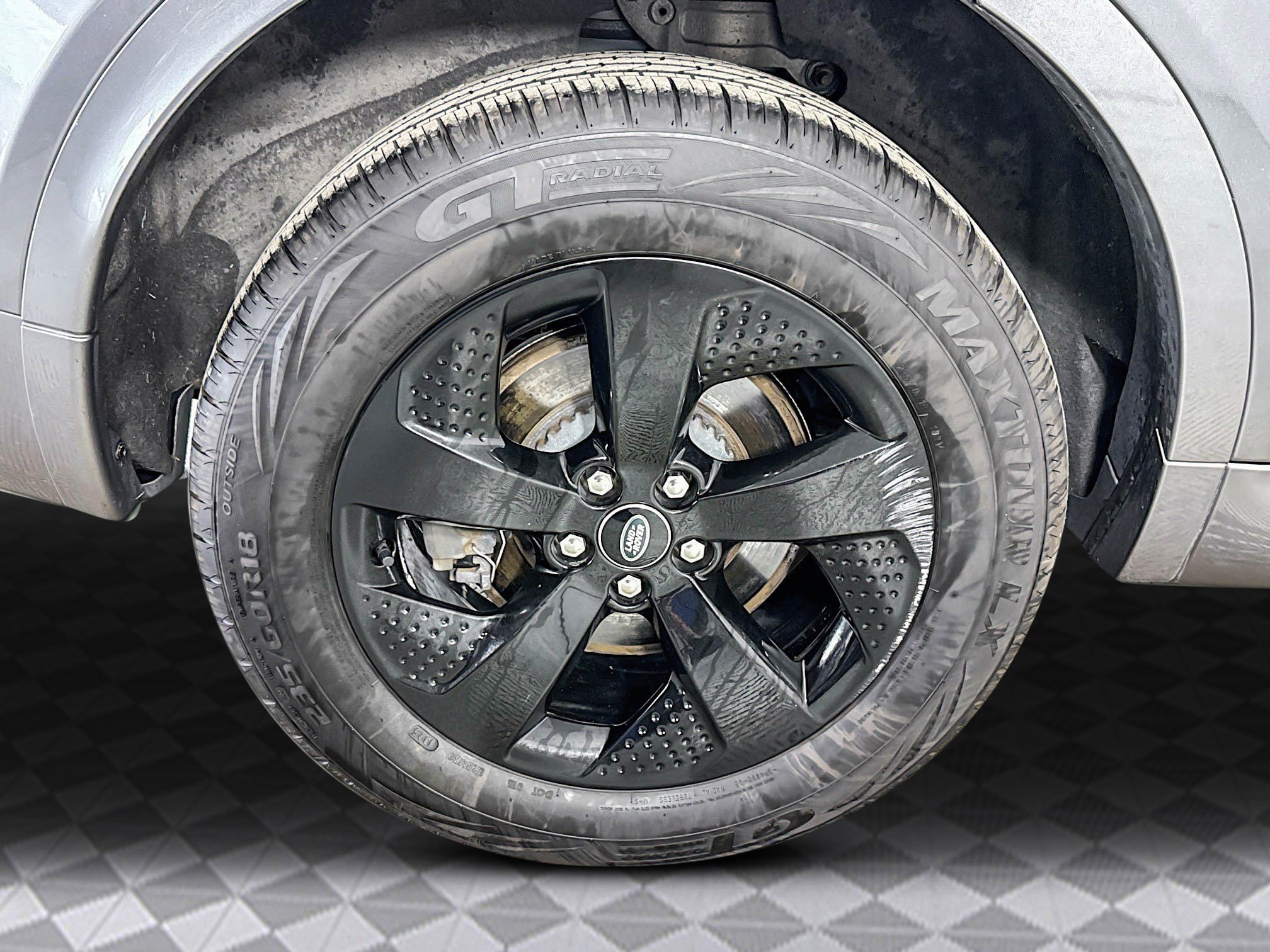 Used 2023 Land Rover Discovery Sport S R-Dynamic image 30