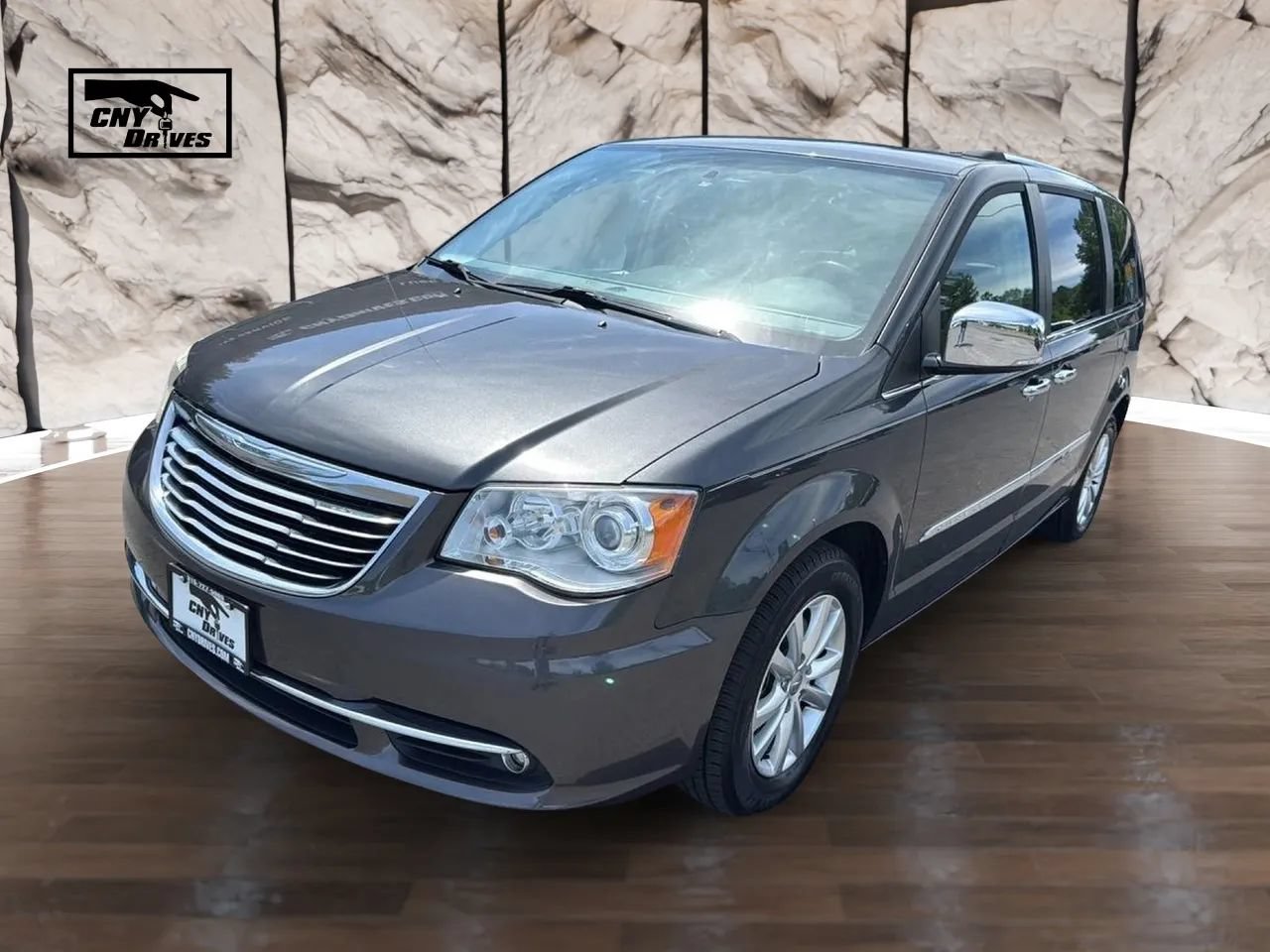 Used 2016 Chrysler Town & Country Limited Platinum