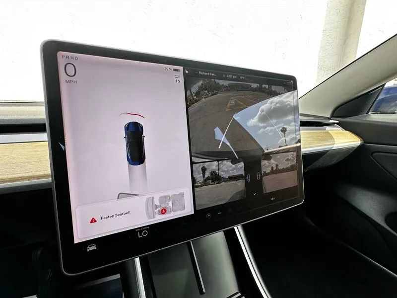 Used 2020 Tesla Model 3 Standard Range RWD image 19