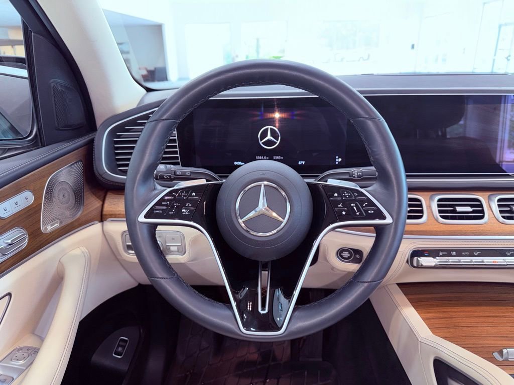 Used 2025 Mercedes-Benz GLE 350 4MATIC image 21