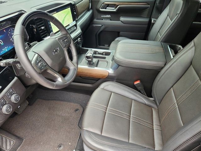 Used 2026 Chevrolet Silverado 1500 High Country w/ Midnight Edition image 5