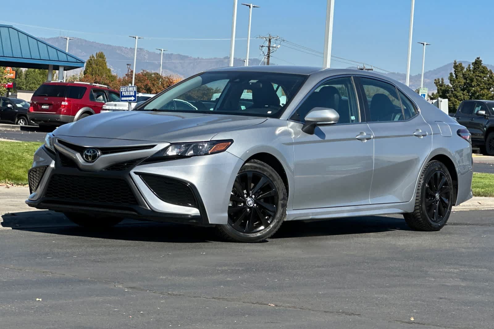 Used 2024 Toyota Camry SE