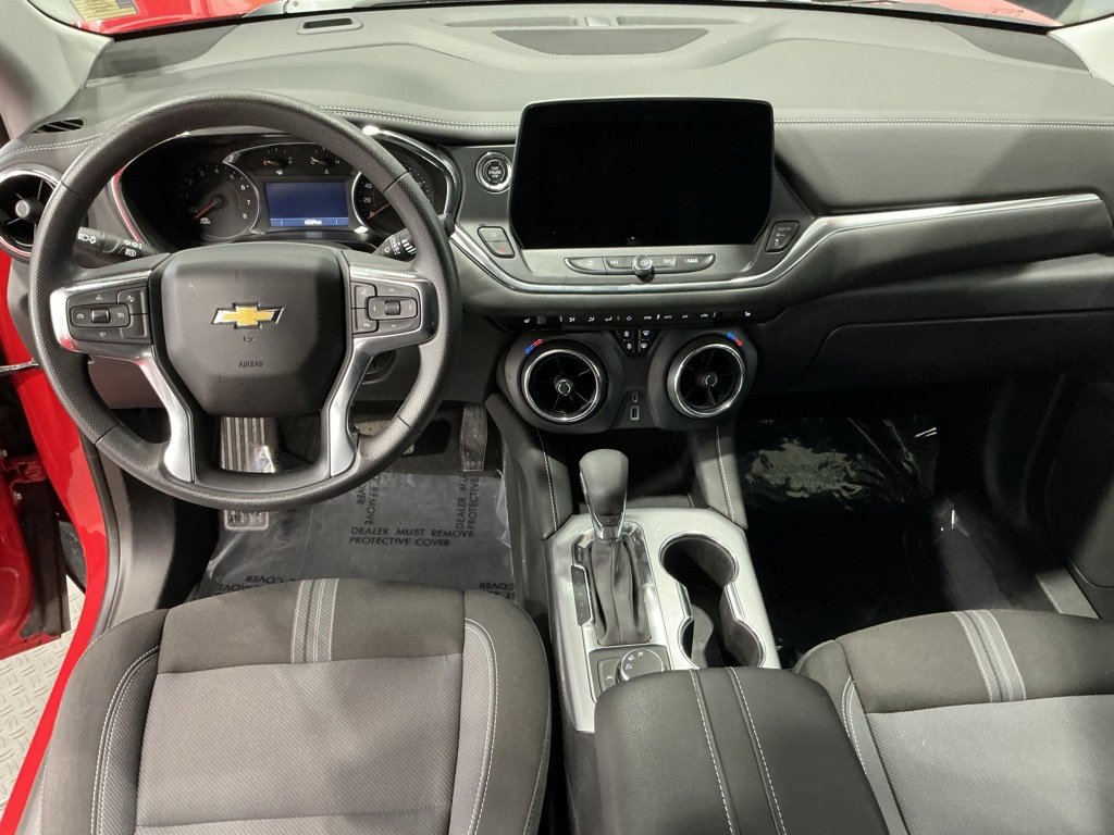 Used 2024 Chevrolet Blazer LT image 15