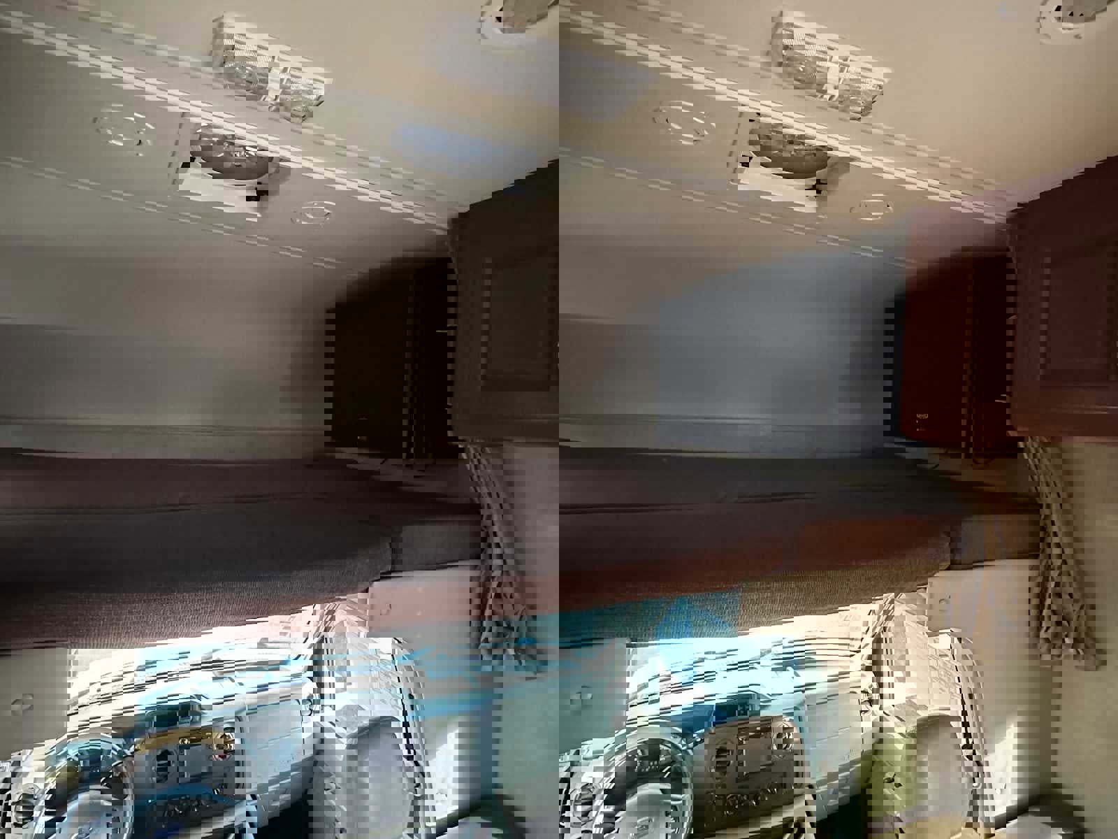 Used 2011 Ford E-450 and Econoline 450 Super Duty w/ Motorhome Prep Pkg image 14