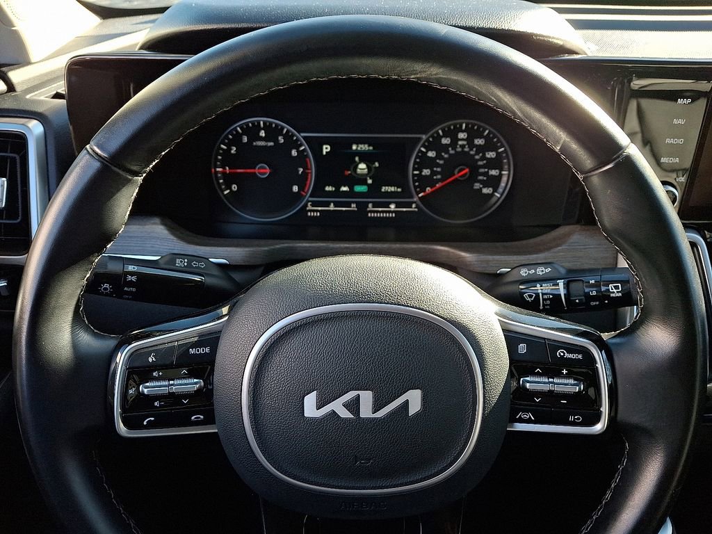 Used 2022 Kia Sorento S image 21