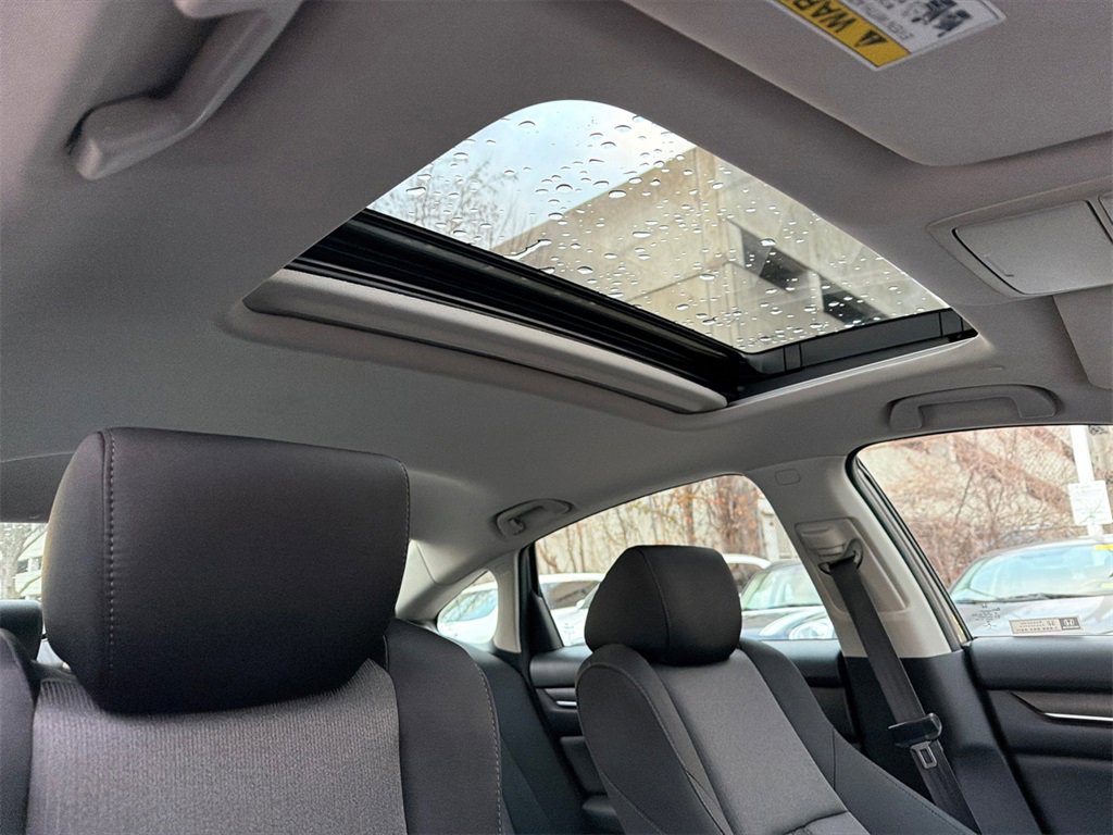 Used 2020 Honda Accord EX image 12