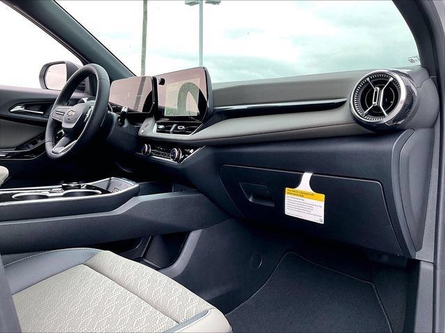 New 2027 Chevrolet Equinox LT w/ Convenience Package II AWD/4WD image 9