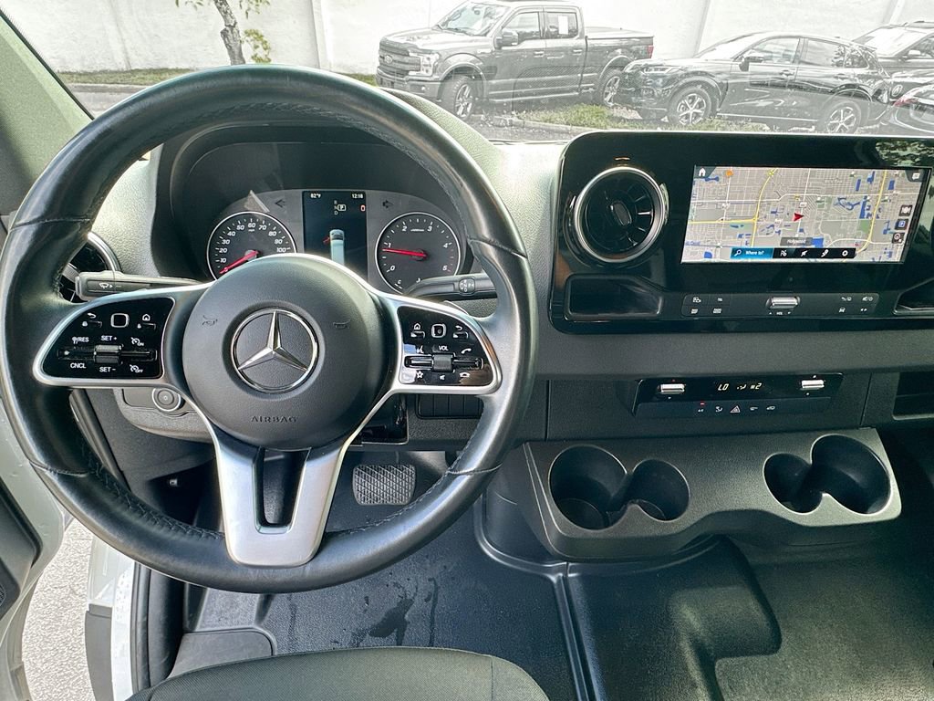 Used 2024 Mercedes-Benz Sprinter 2500 image 12