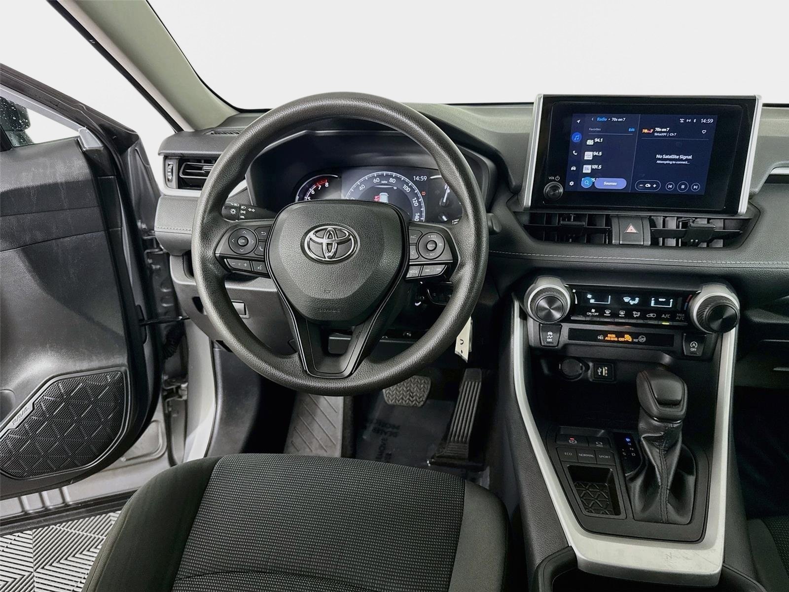 Used 2024 Toyota RAV4 LE FWD image 21