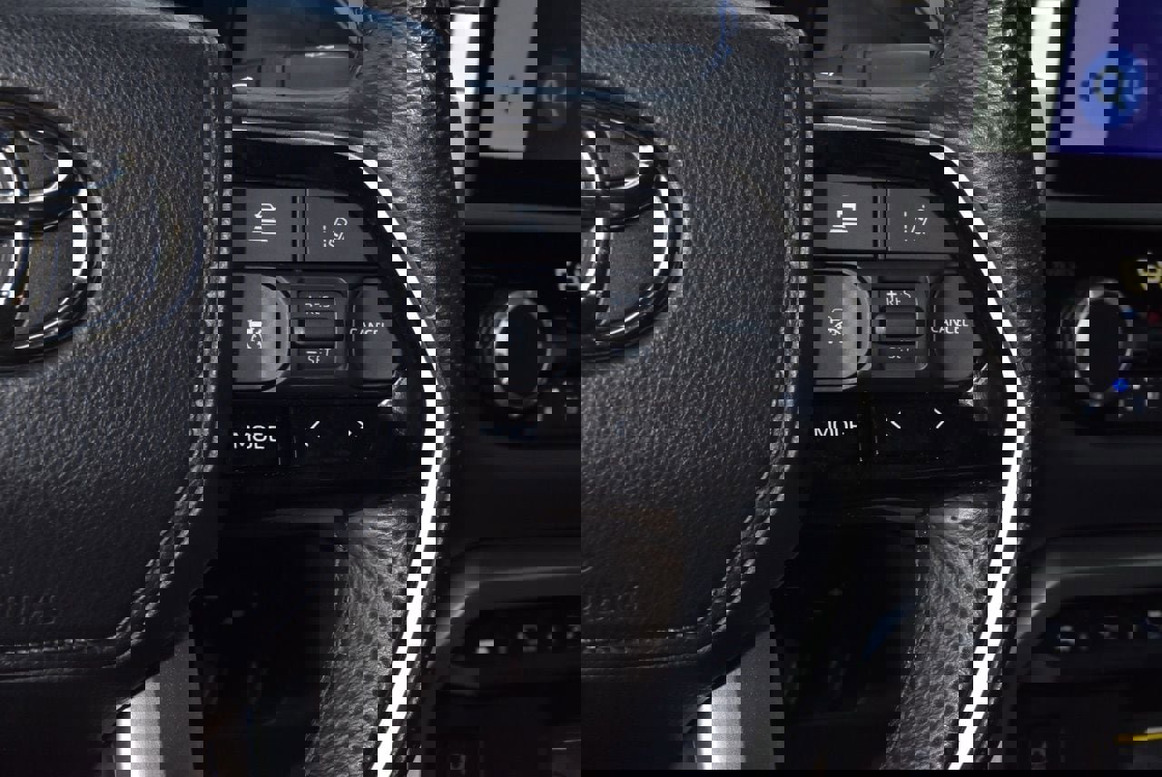 Used 2023 Toyota Tundra Platinum w/ Advanced Package image 25