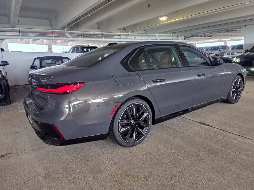 New 2026 BMW 760i xDrive AWD/4WD image 4
