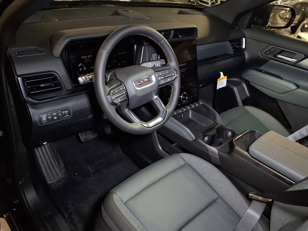 Used 2026 GMC Terrain AT4 w/ Convenience Package III AWD/4WD image 15