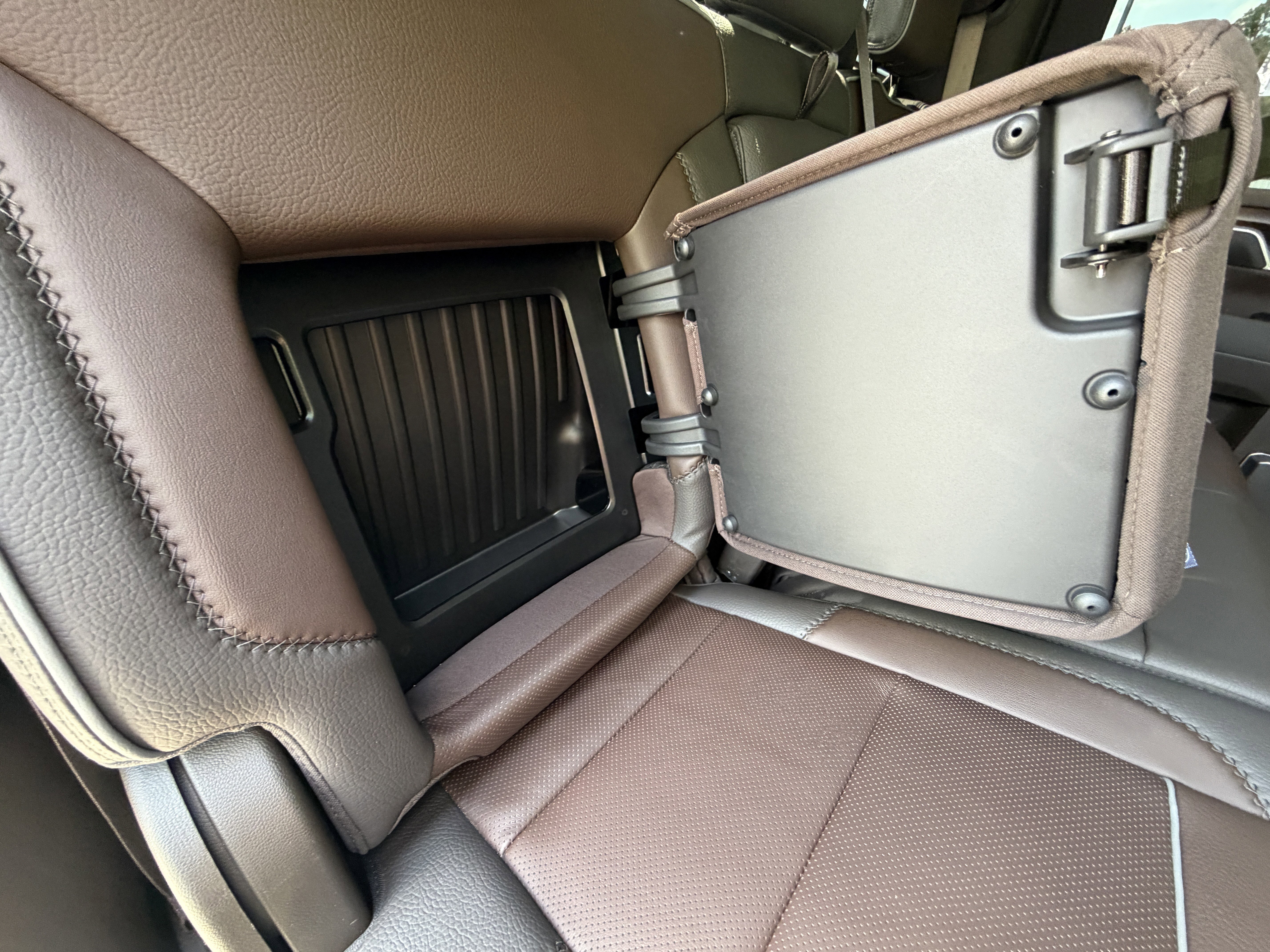 Used 2025 GMC Sierra 3500 Denali w/ Denali Reserve Package AWD/4WD image 24